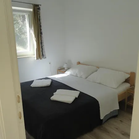 Solis Apartment *